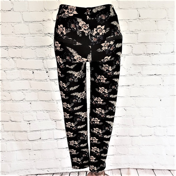 HIGH RISE Butter Soft Floral Print Winter Legging - Picture 4 of 7